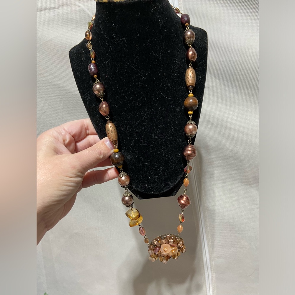 Toffee Floral Necklace Brown Amber Bead Antique Gold Tone Statement